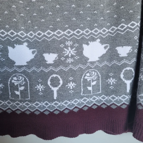 BEAUTY AND THE BEAST Soft Cozy Off Shoulder Sweater Women's 3X TORRID x DISNEY - Picture 3 of 12
